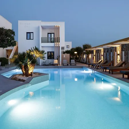 Hotel apartamentowy Golden Bay Boutique & Kokkini Hani