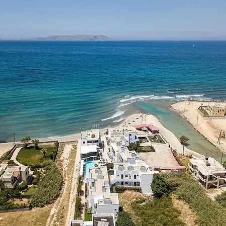 Golden Bay Boutique & Apartahotel 4*