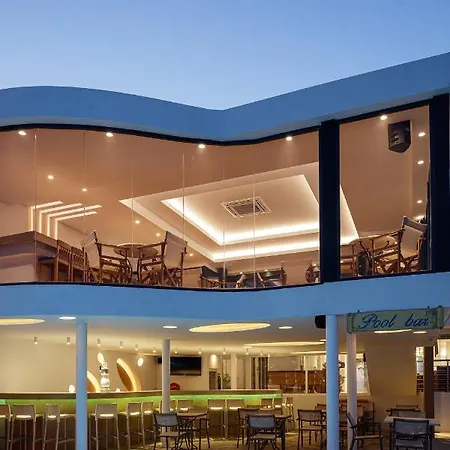 Apartahotel Golden Bay Boutique &