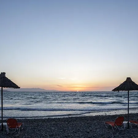 Hotel apartamentowy Golden Bay Boutique & 4*