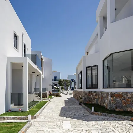 Hotel apartamentowy Golden Bay Boutique & Kokkini Hani