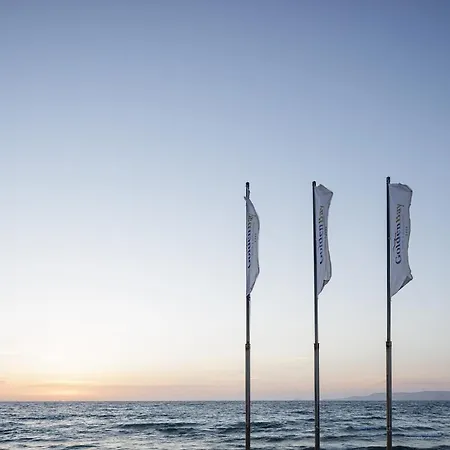 Hotel apartamentowy Golden Bay Boutique & 4*