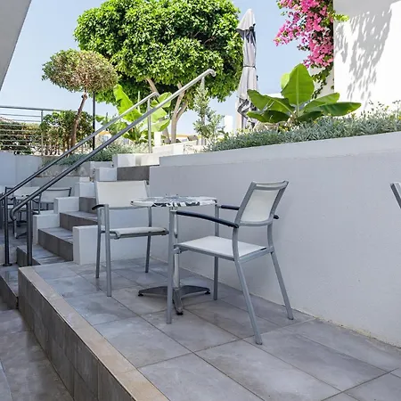 Apartahotel Golden Bay Boutique &