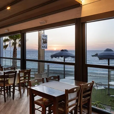 Golden Bay Boutique &