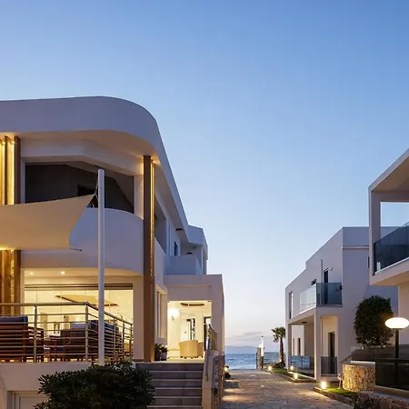 Golden Bay Boutique & Apartahotel 4*