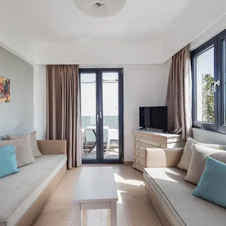 Golden Bay Boutique & Apartahotel Kokkini Hani