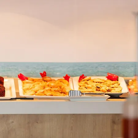 Golden Bay Boutique & 4* Kokkini Hani