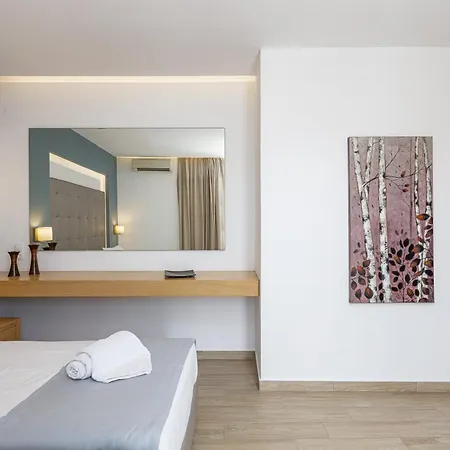 Golden Bay Boutique & 4*